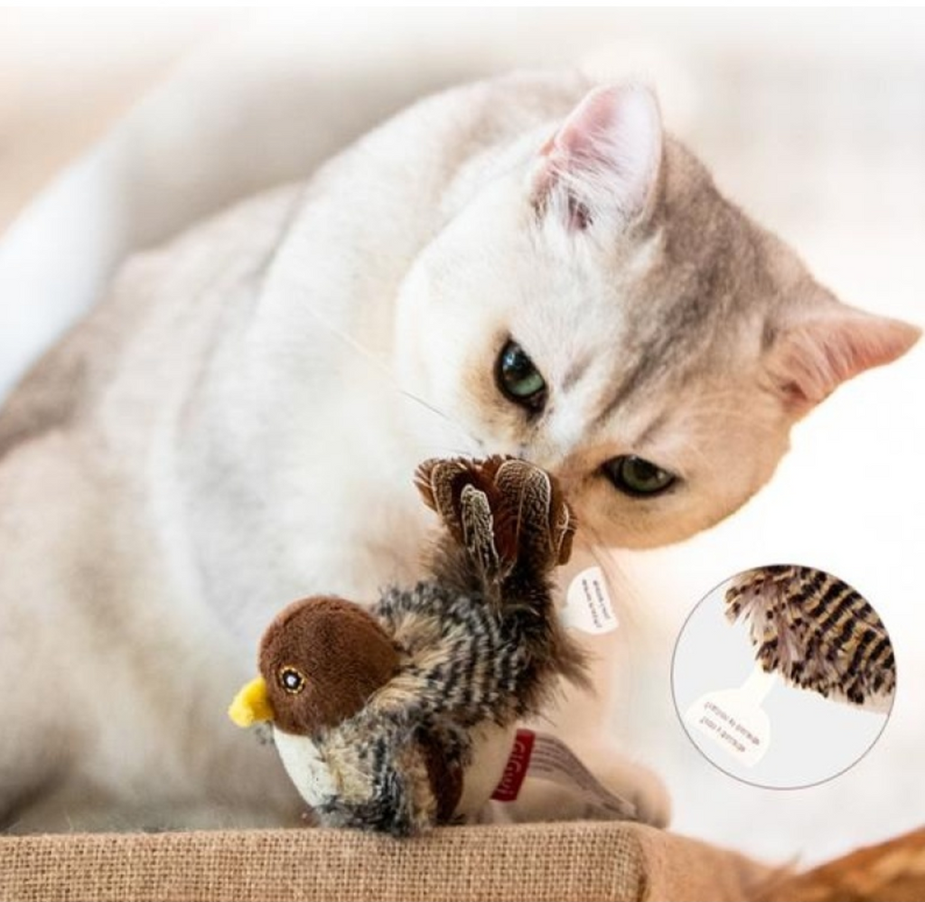 Chirping critter cat toys