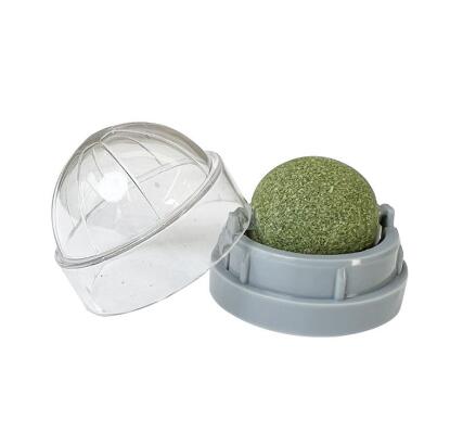 Catnip Spin Ball