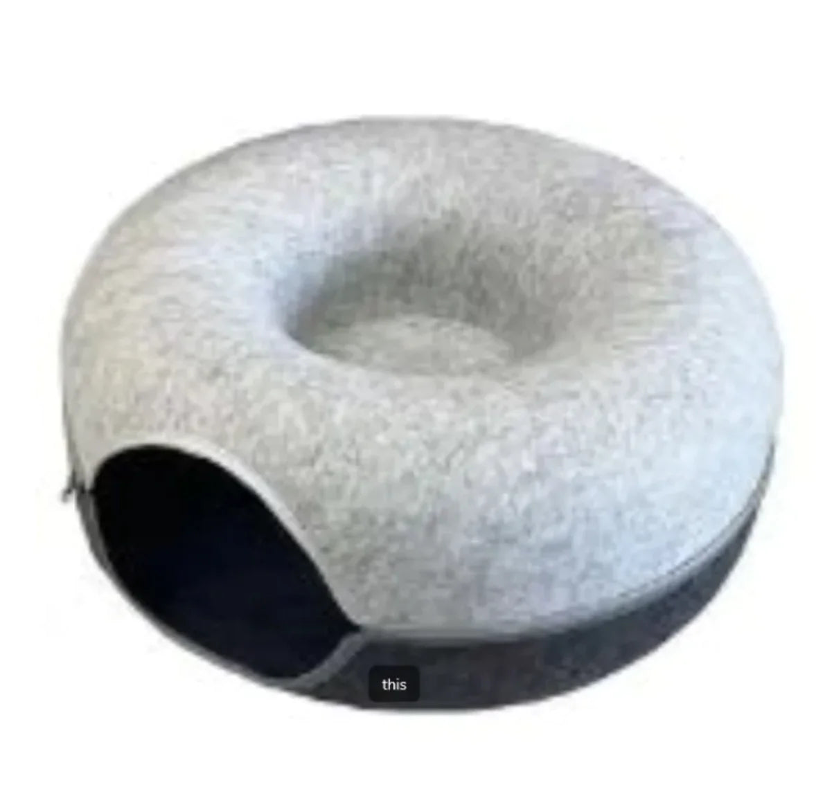Two-tone felt cat tunnel bed